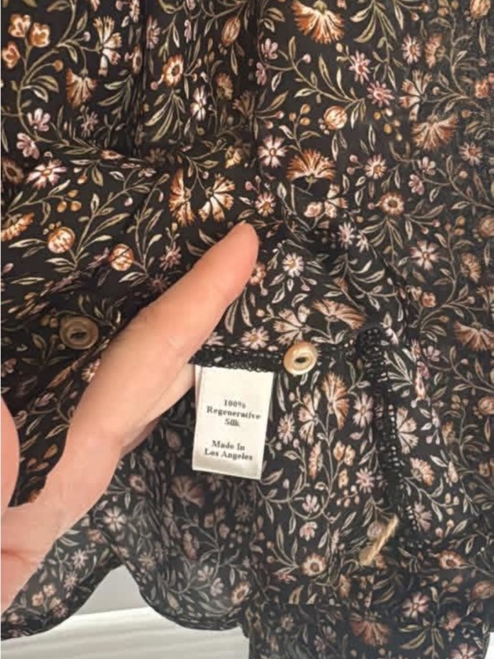 Silk blouse - Picture 3 of 3